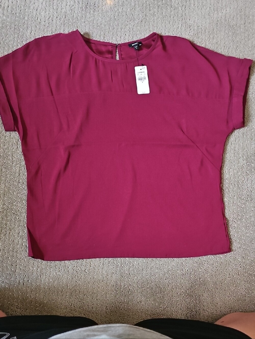 Express Short Sleeve Blouse in Berry